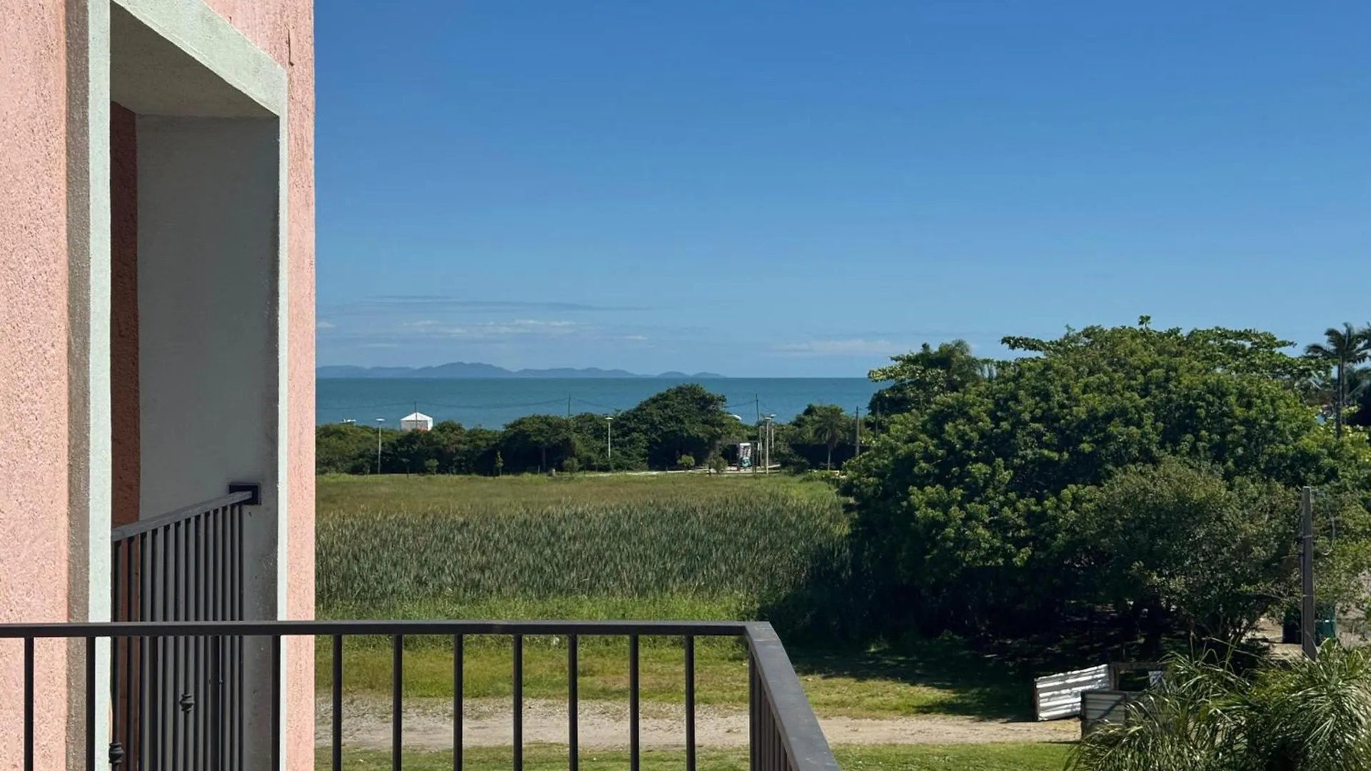 Apartahotel Exelente apartamento em Hotel Resort Il Campanário Florianópolis